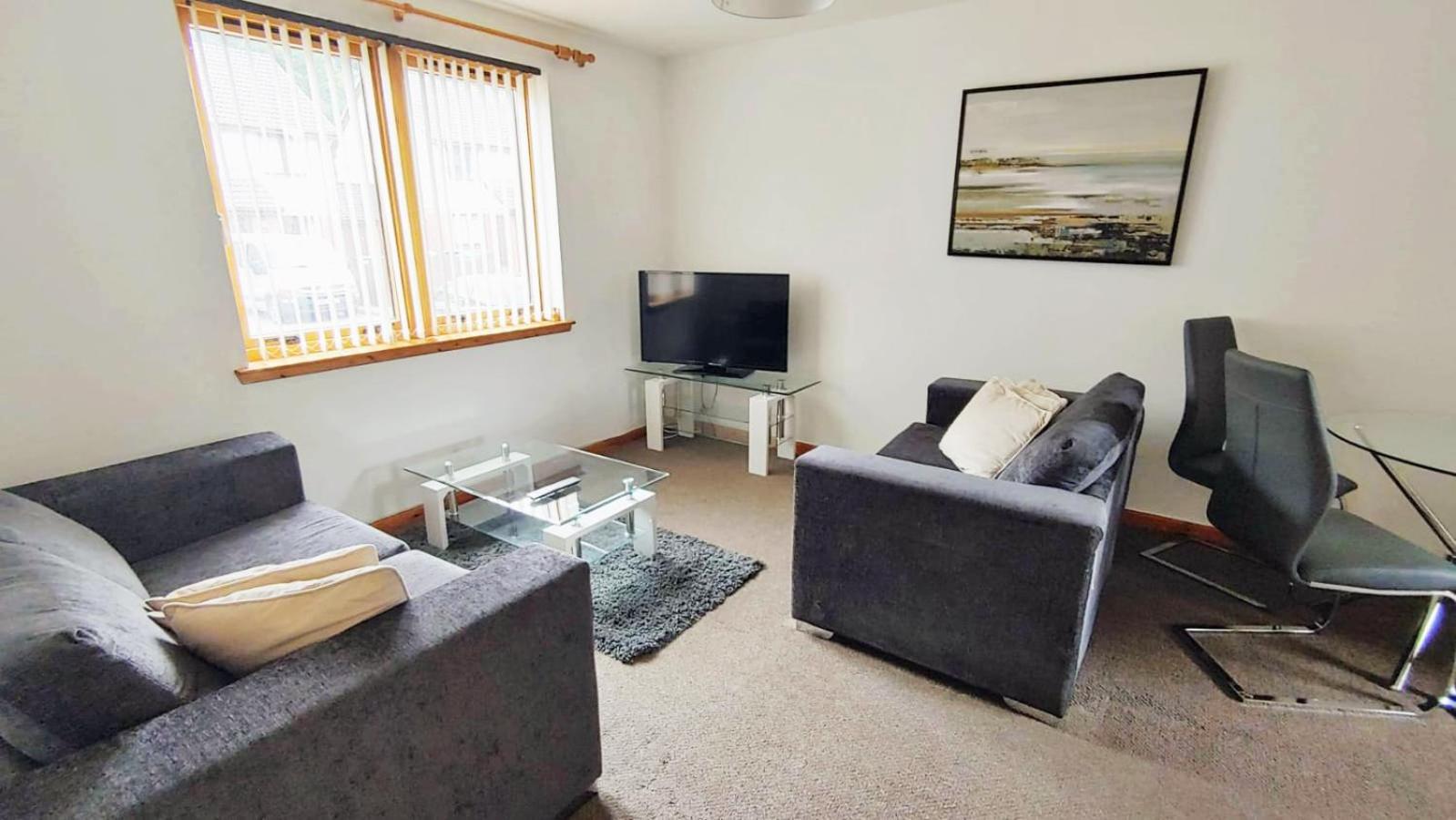 Superb 2 Bedroom Flat - Refurbished Dec 2024 Inverness Exterior foto